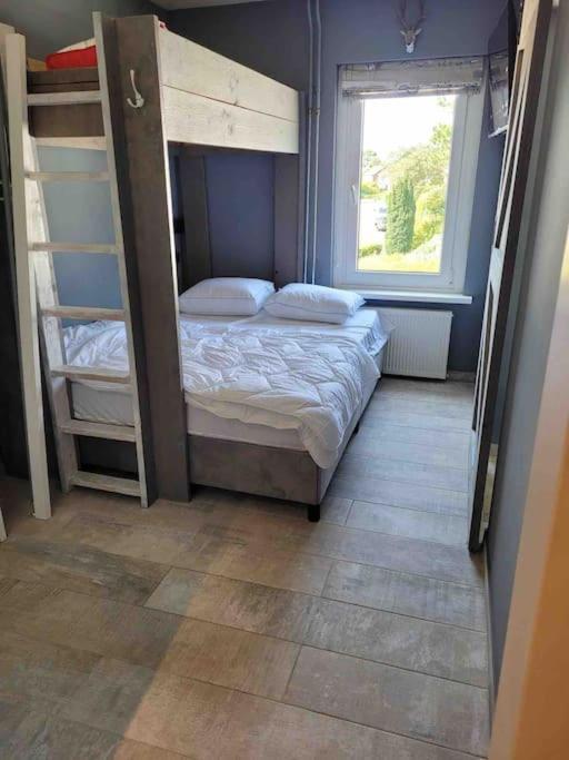 Voormalig Politiebureau Gebruik Welnesstuin Tegen Betaling Bed & Breakfast Ouddorp Luaran gambar