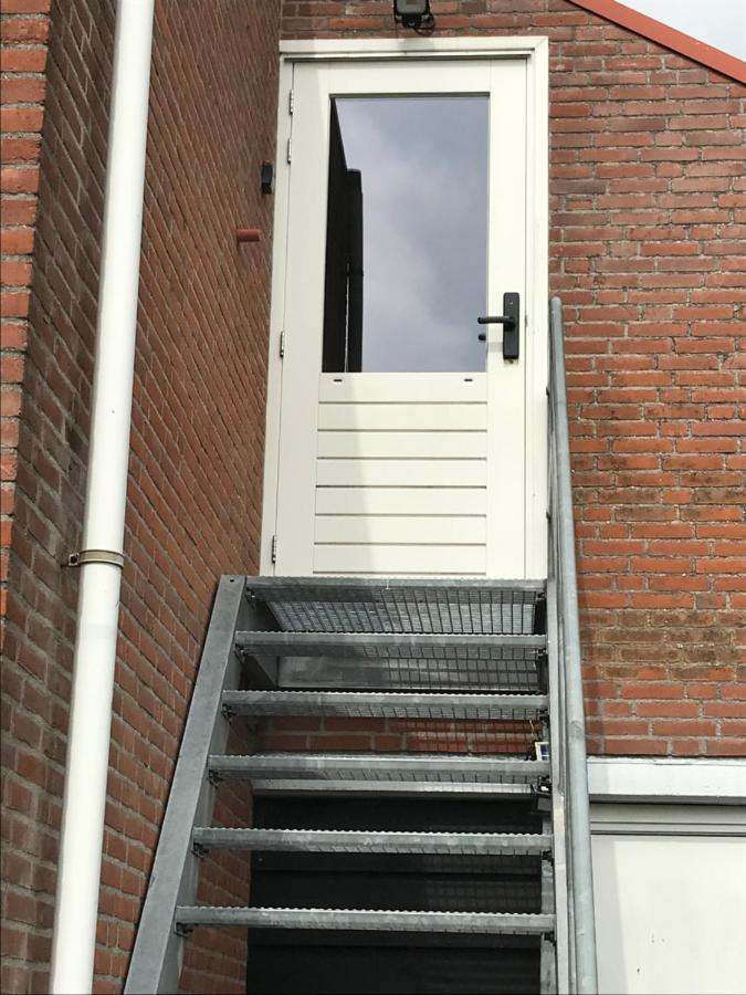 Voormalig Politiebureau Gebruik Welnesstuin Tegen Betaling Bed & Breakfast Ouddorp Luaran gambar